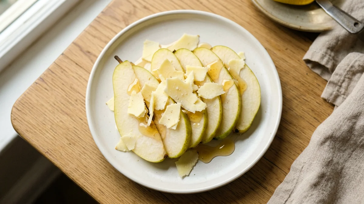 Pera e pecorino con un filo di miele